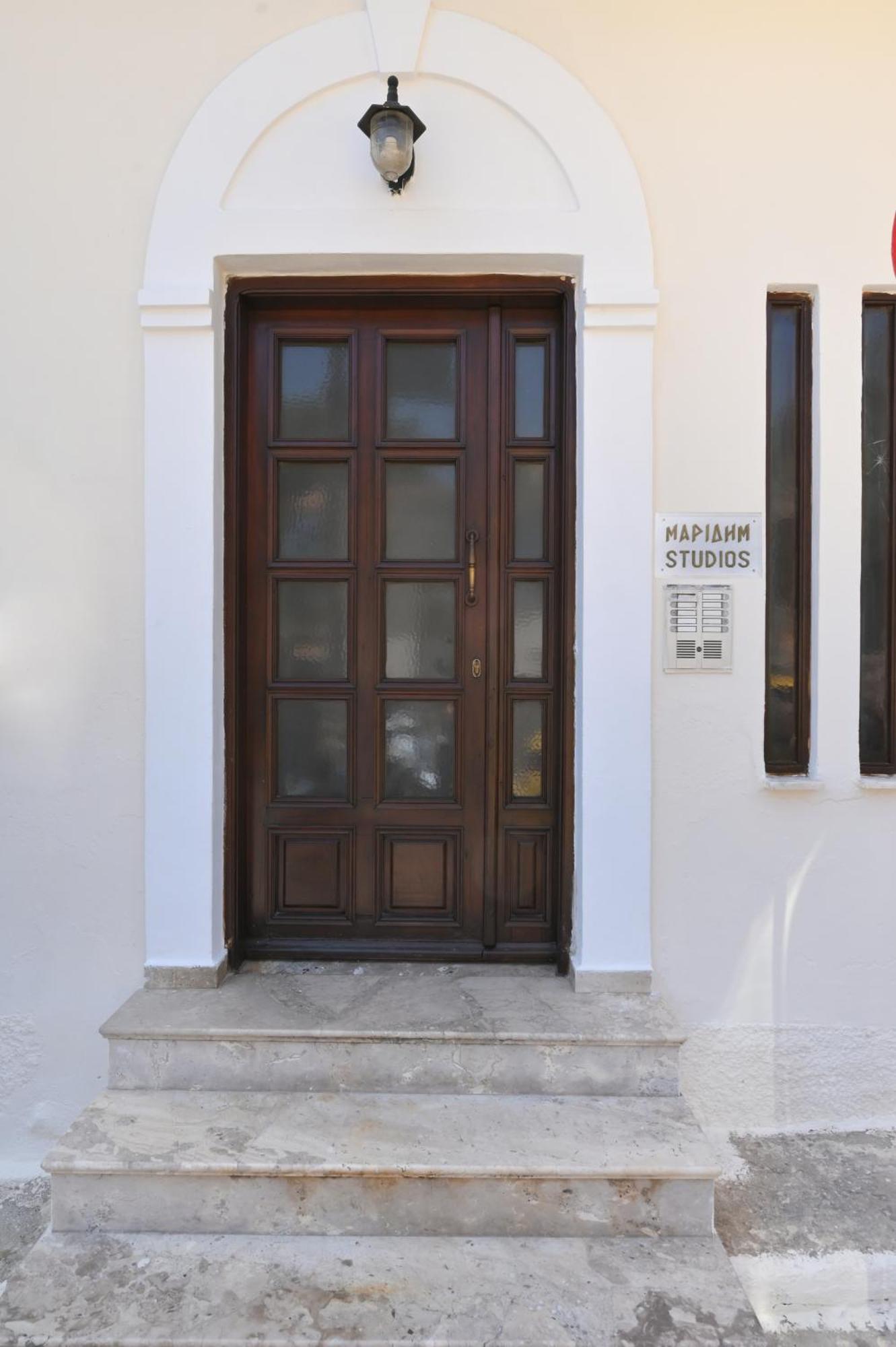 Maridim Studios Ermoúpoli Extérieur photo