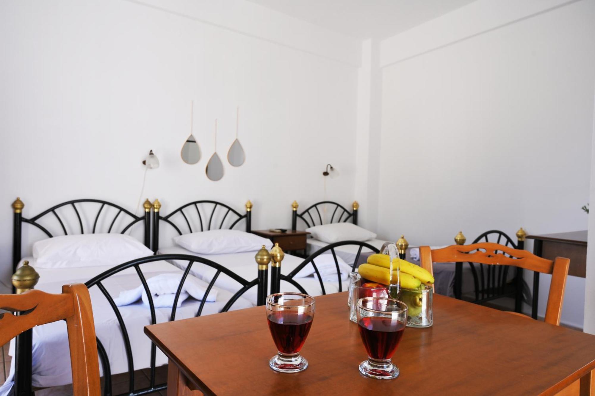Maridim Studios Ermoúpoli Extérieur photo